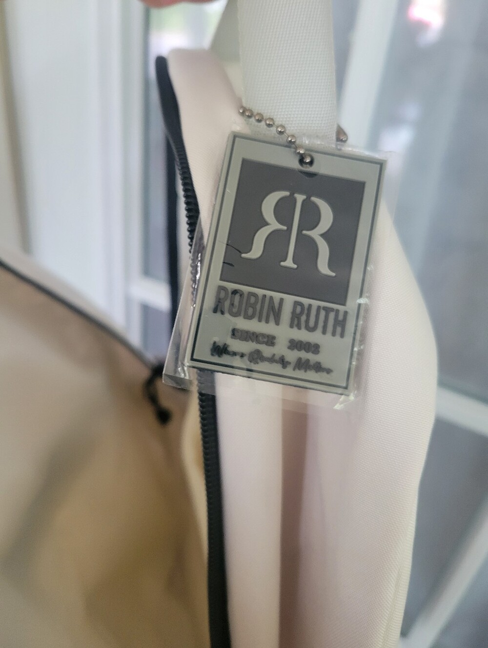 Robin Ruth Cream & Light Gray New York Map Backpack - Picture 6 of 8